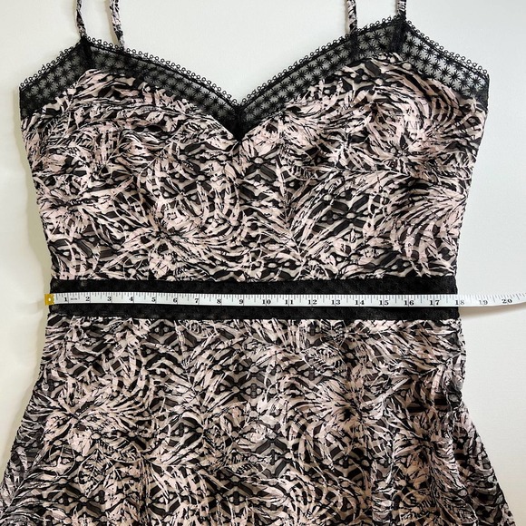 NWOT SHO by Tadashi Shoji Botanical Print Lace Inset Midi Dress in Black - Picture 16 of 16